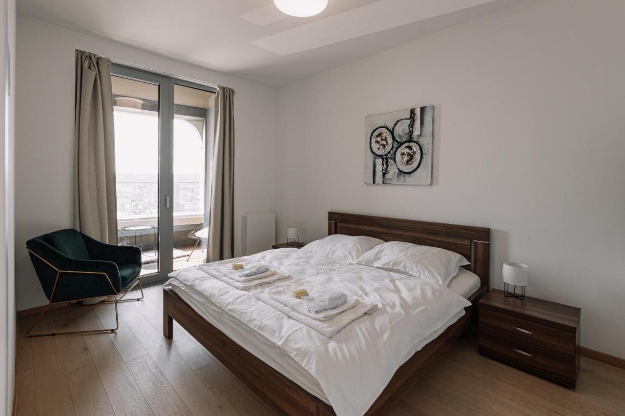 Skau Blue Residence In Sky Park 21 Floor 2 Tower Panoramic View Free Parking Bratislava Dış mekan fotoğraf
