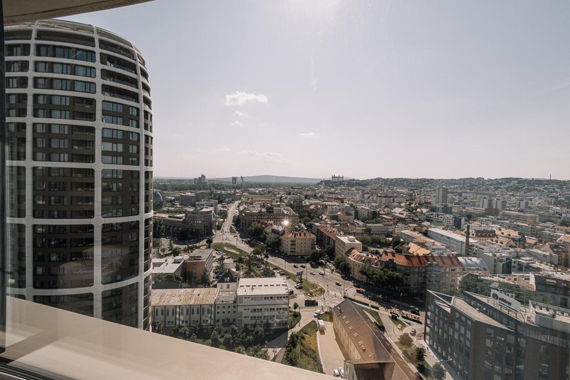Skau Blue Residence In Sky Park 21 Floor 2 Tower Panoramic View Free Parking Bratislava Dış mekan fotoğraf